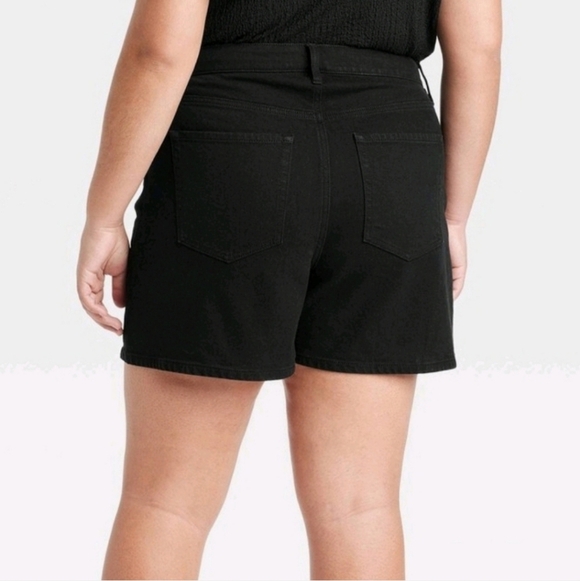 Ava & Viv Pants - Women's 5" High Rise Midi Shorts - Black - Ava & Viv - 24